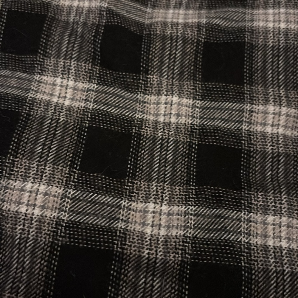 women’s hollister button up flannel - Picture 5 of 5